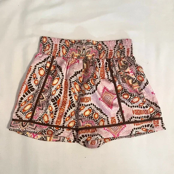 Pink print shorts - Picture 1 of 2